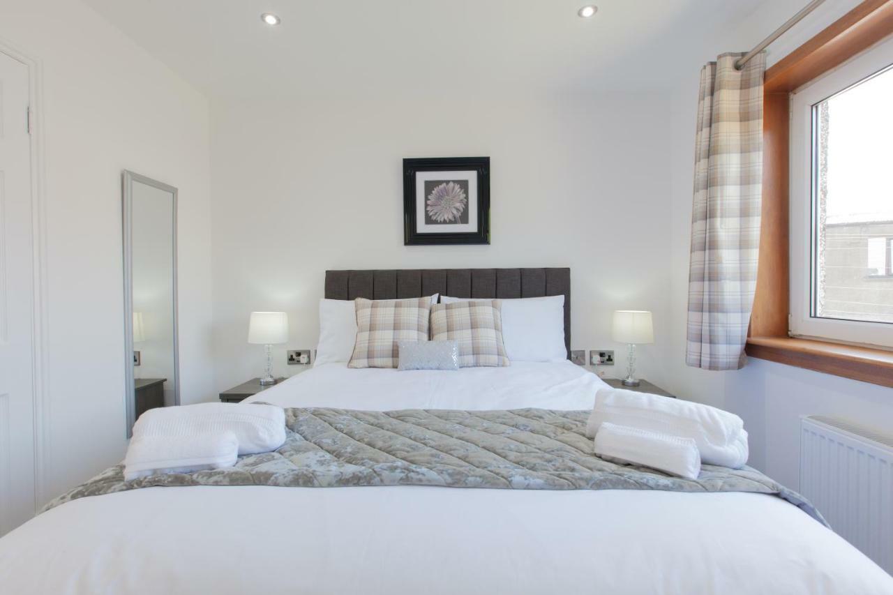 Leys Park Executive Apartments Dunfermline Buitenkant foto