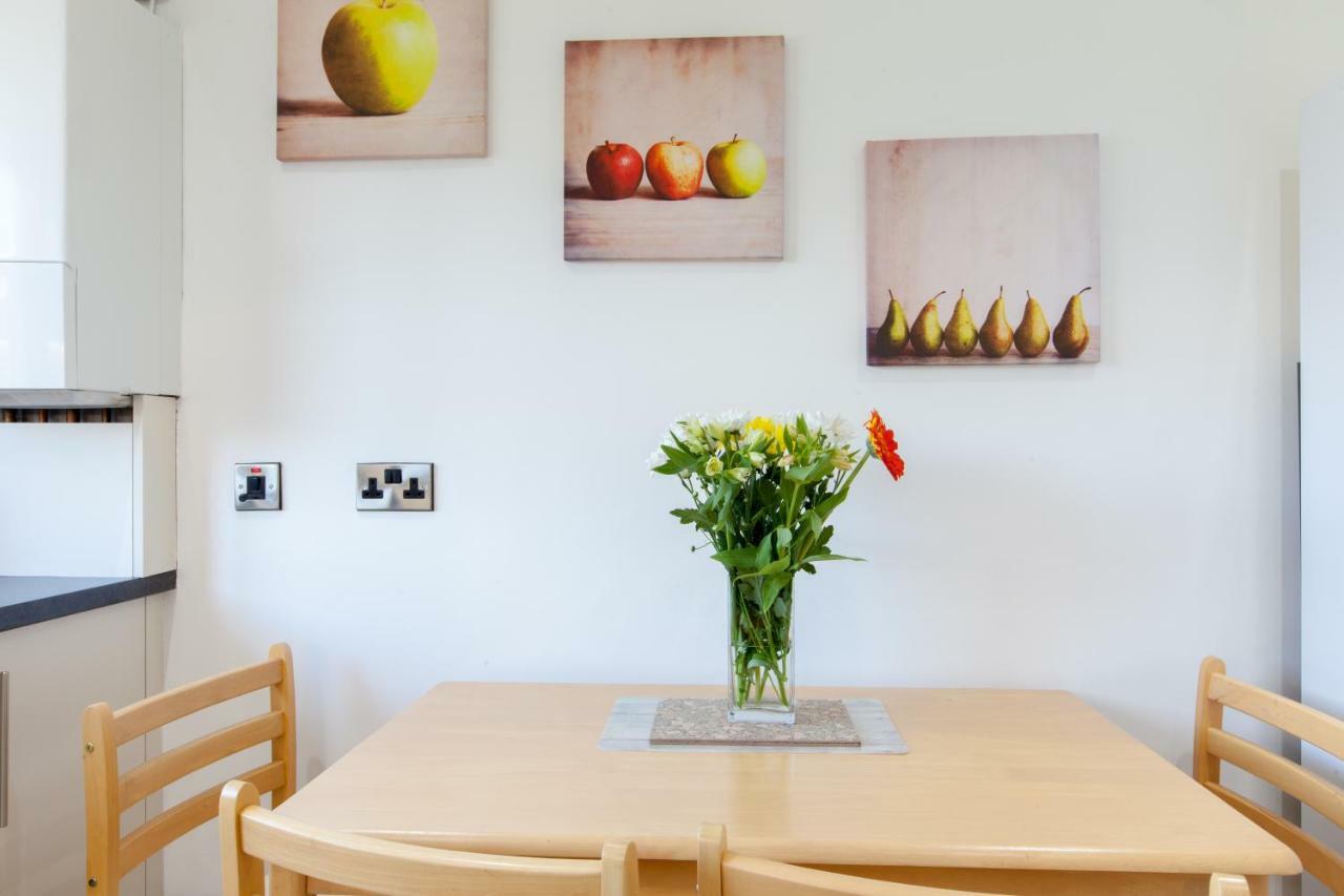 Leys Park Executive Apartments Dunfermline Buitenkant foto