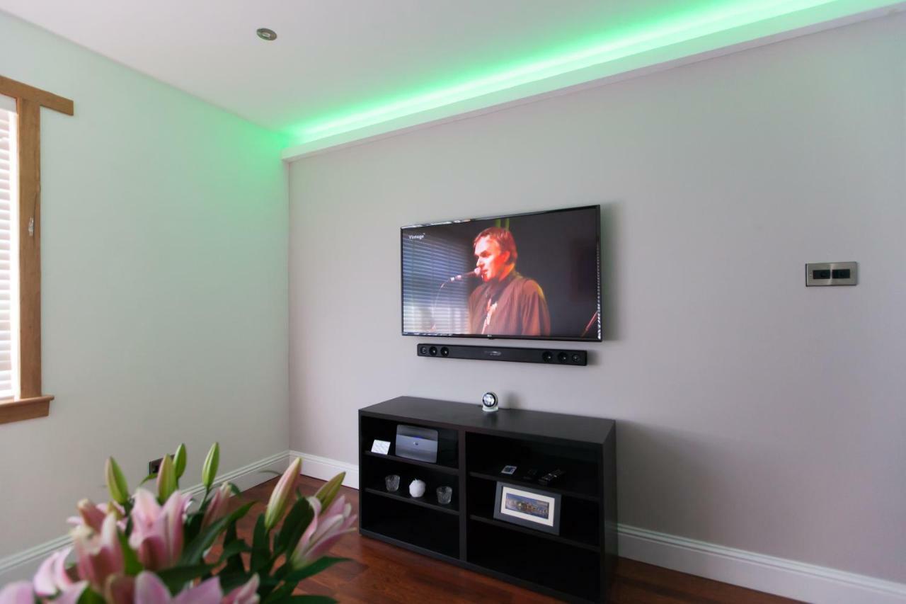 Leys Park Executive Apartments Dunfermline Buitenkant foto